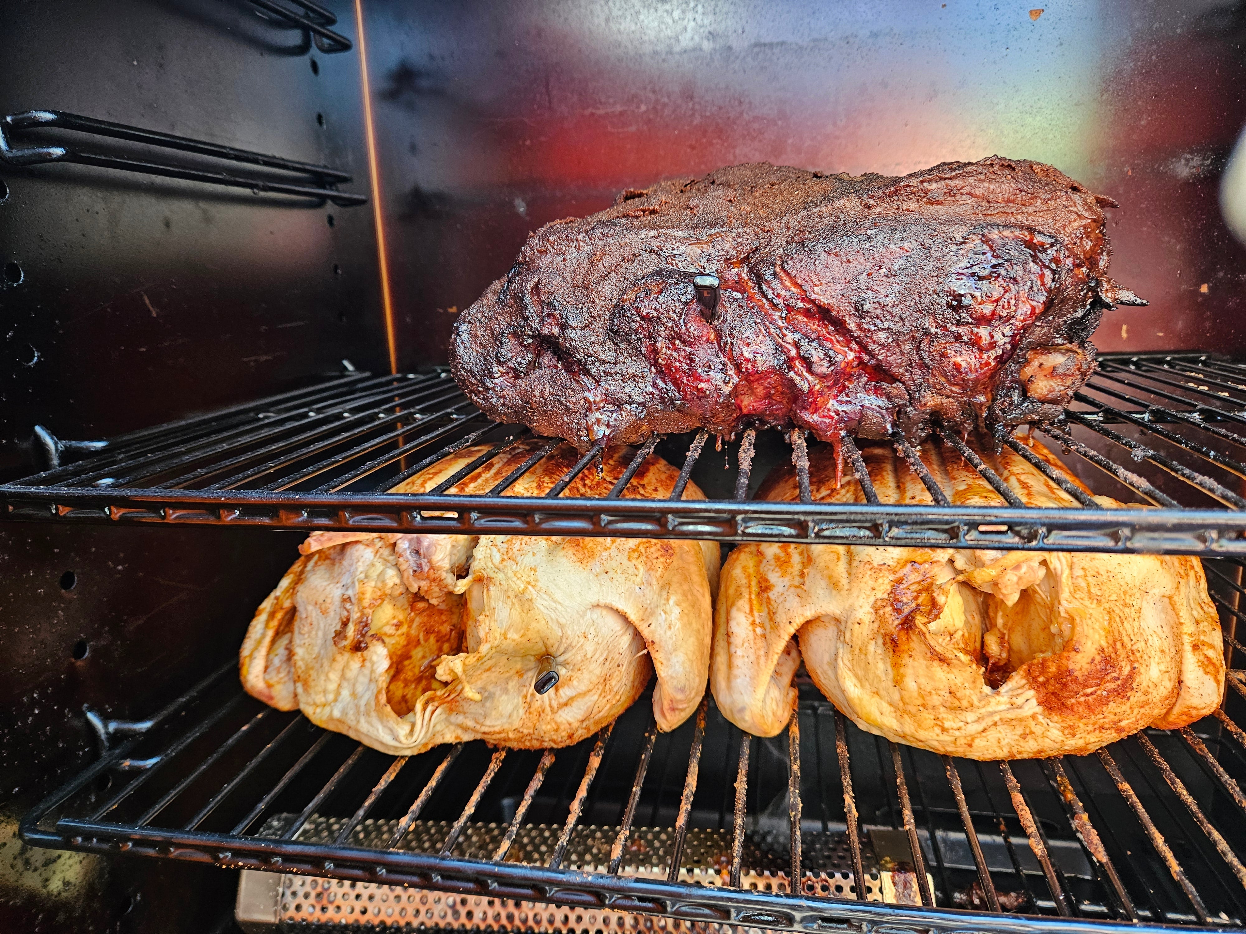 Smoked Chicken and Pulled Pork: Back to the Roots!